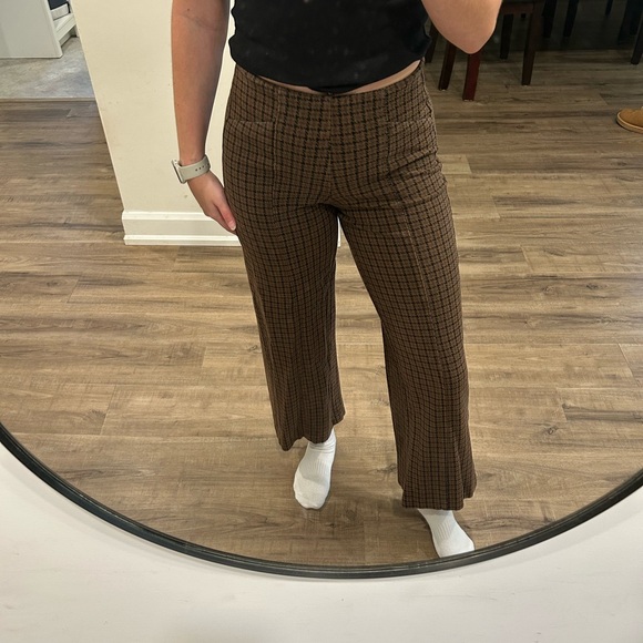 High-Waisted Pull-On Pixie Wide-Leg Pants - Picture 5 of 5